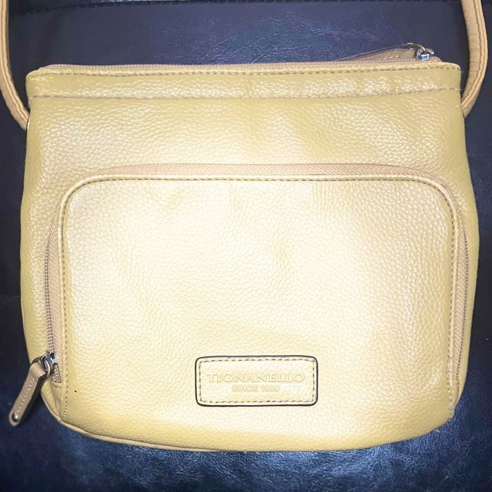 Tignanello Tan Bag Brown Crossbody Small Purse Leather Pebbled With Pockets EUC‍ - Picture 2 of 9